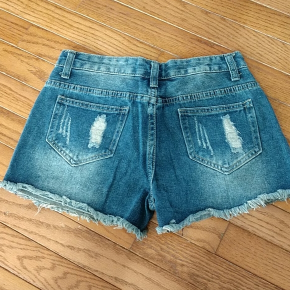 🌞Denim shorts, size 28 - Picture 2 of 4
